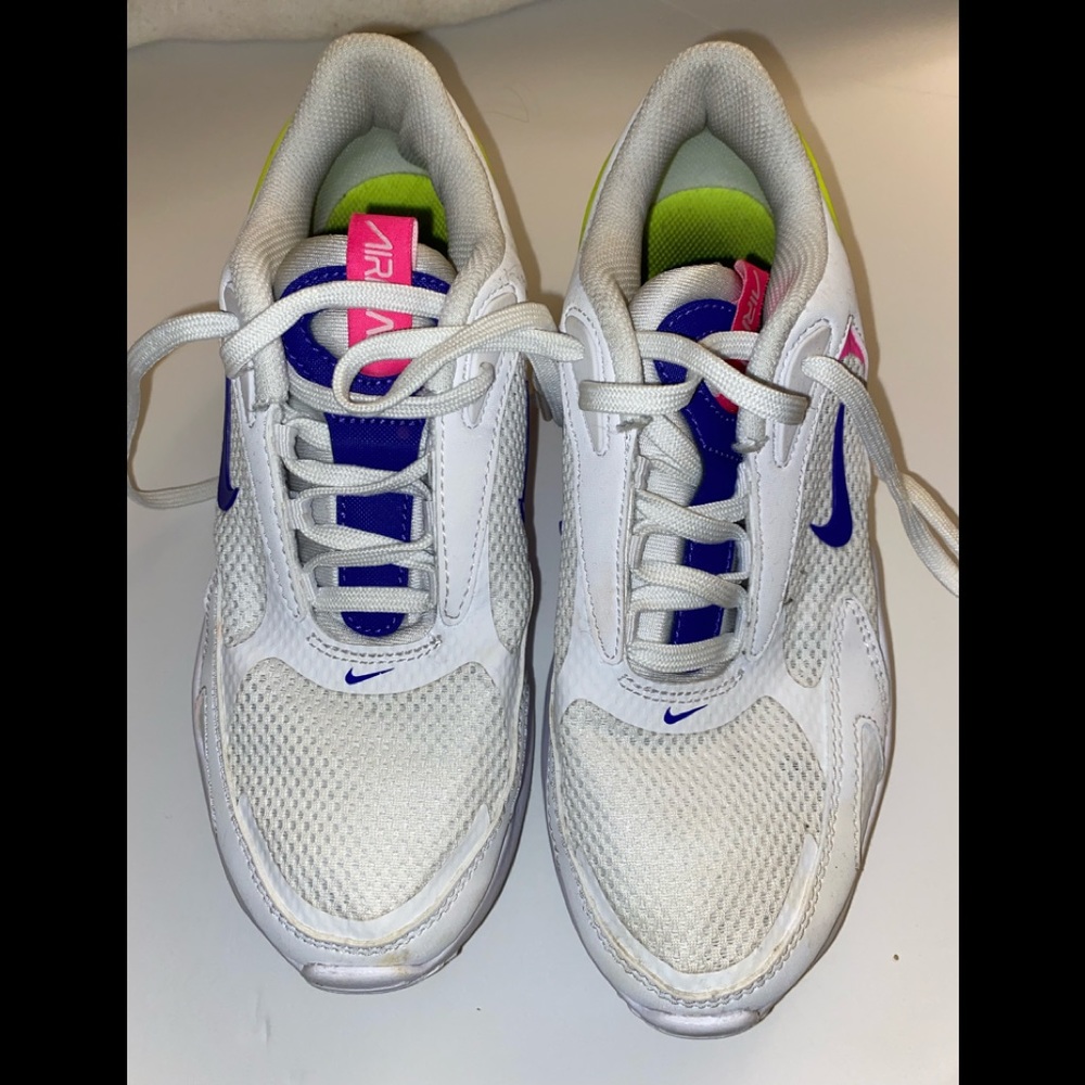 Air Max Volt